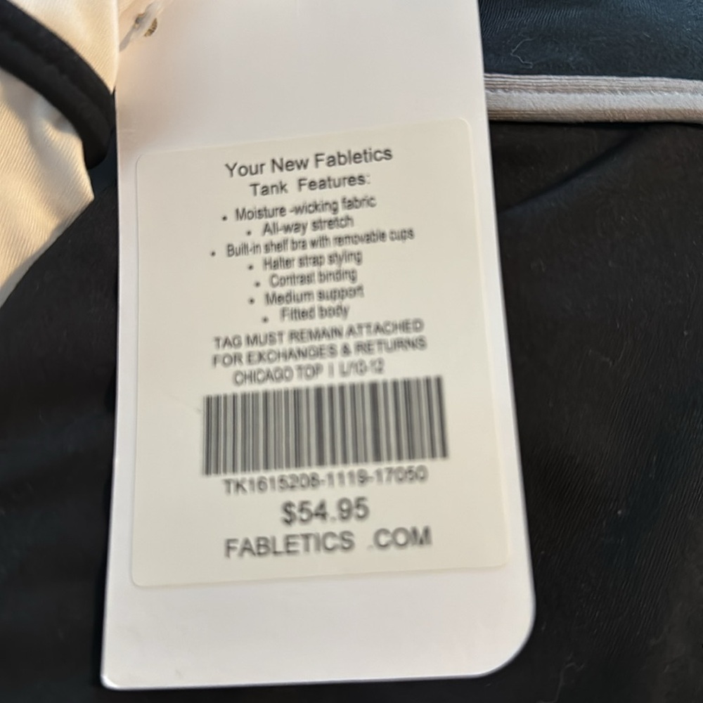 Fabletics yoga athleisure 2 halter tops... removable cups - Picture 4 of 6